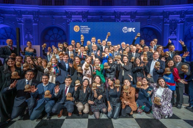 Movistar Lidera el Deporte: Innovadora Campaña con Ilustraciones