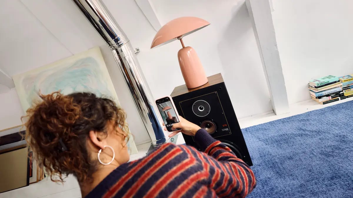 Vinted lanza campaña “Nuevas eras” y amplía categorías