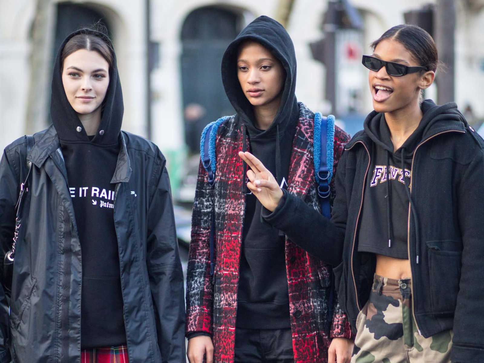 Nike y adidas Dominan la Generación Z: Claves de Conexión y Autenticidad en Marketing