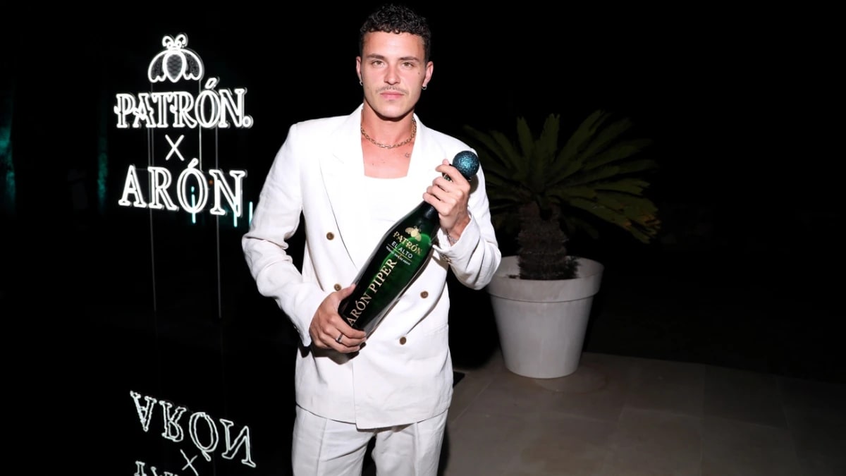 Arón Piper y PATRÓN: Celebración Musical con Tequila Premium