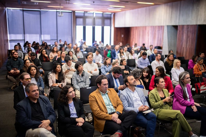 Industrias creativas e inteligencia artificial: la combinación que impulsa el desarrollo económico en Chile