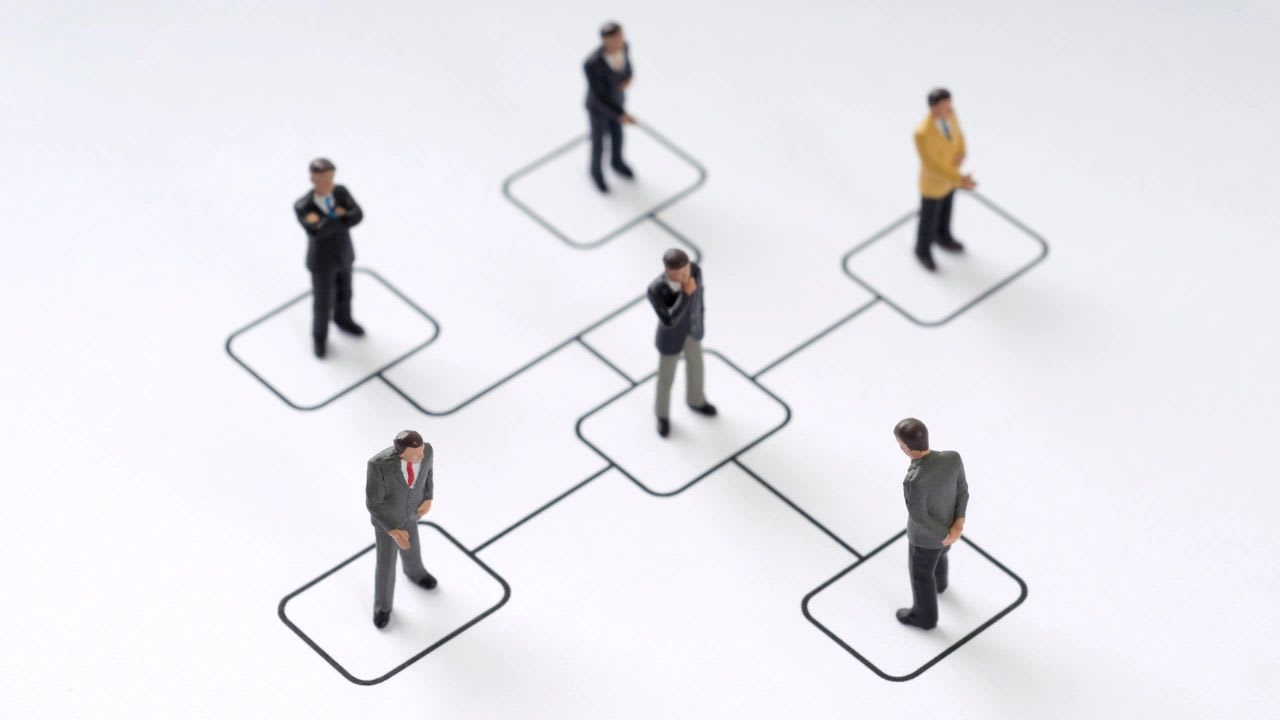 Org chart with photos created in Excel using SmartArt