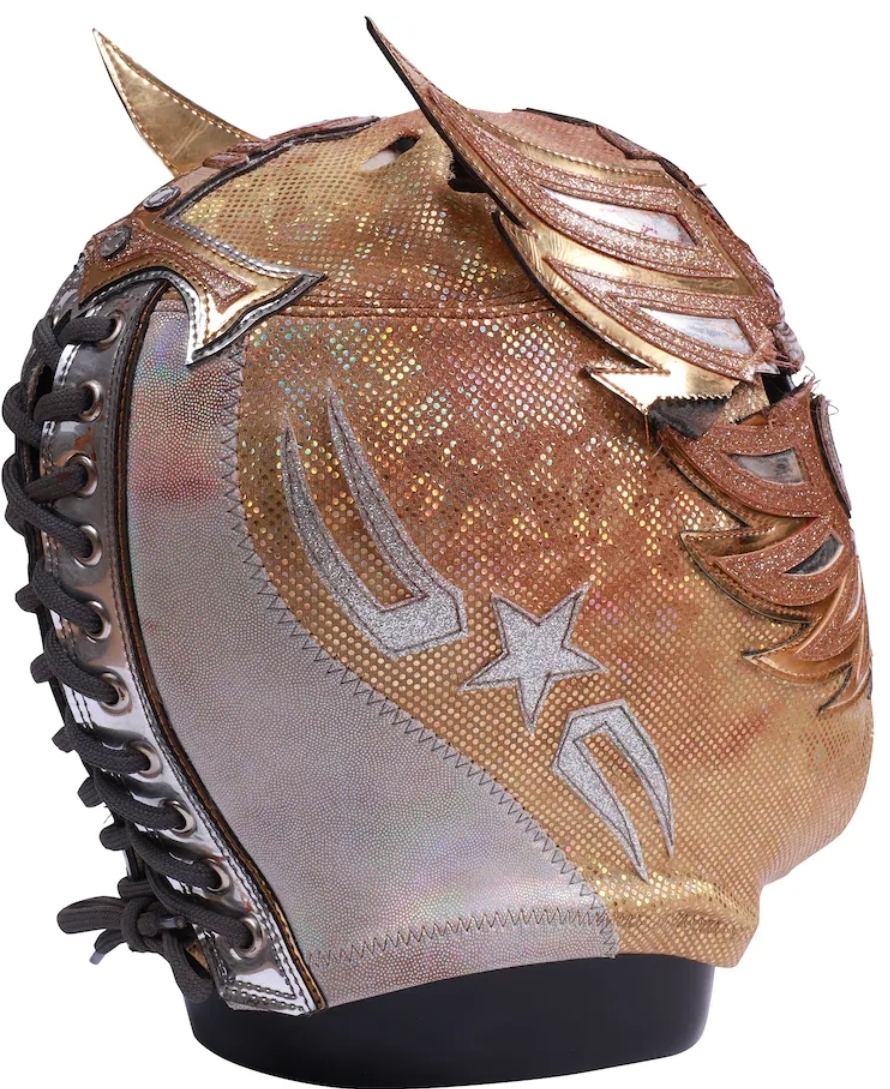 Rear view showing lacing, fastenings and match wear on the authentic AAA El Grande Americano mask