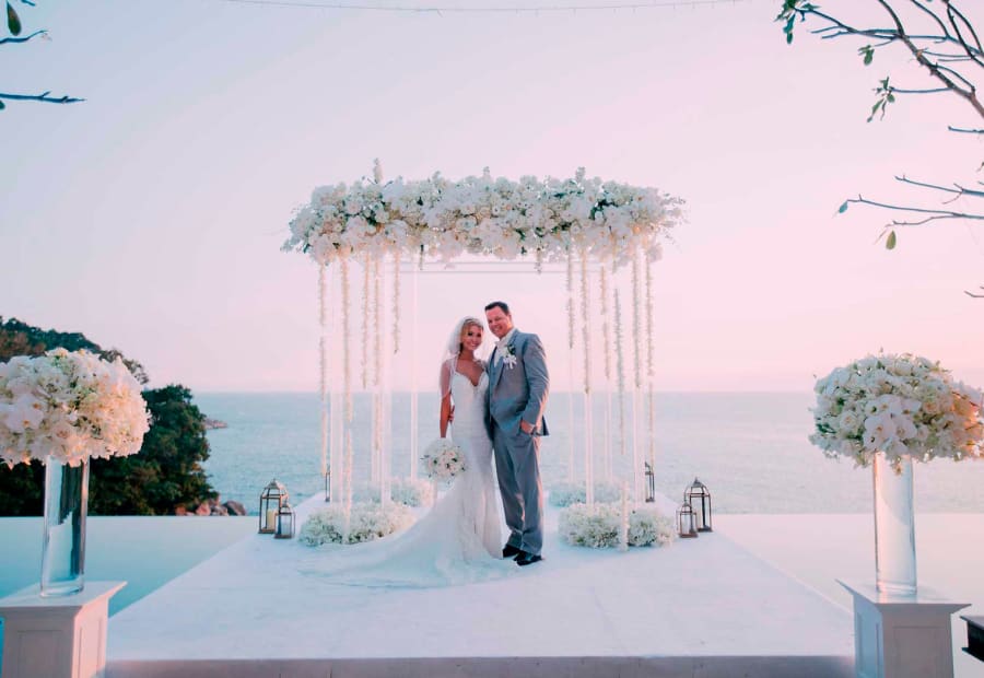 Wedding ceremony by the sea