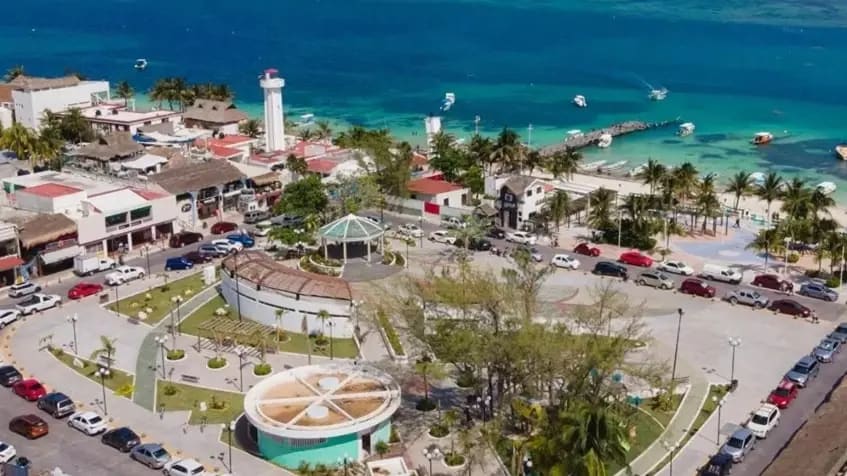 Main square in Puerto Morelos