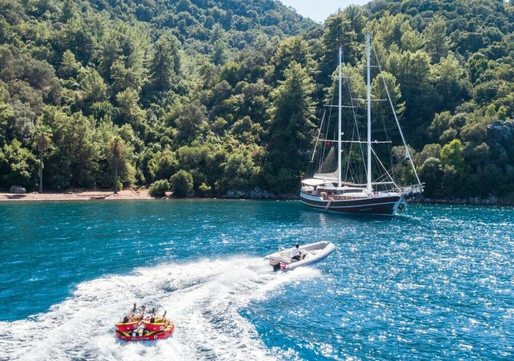 S Nur Taylan — Marmaris tekne kiralama