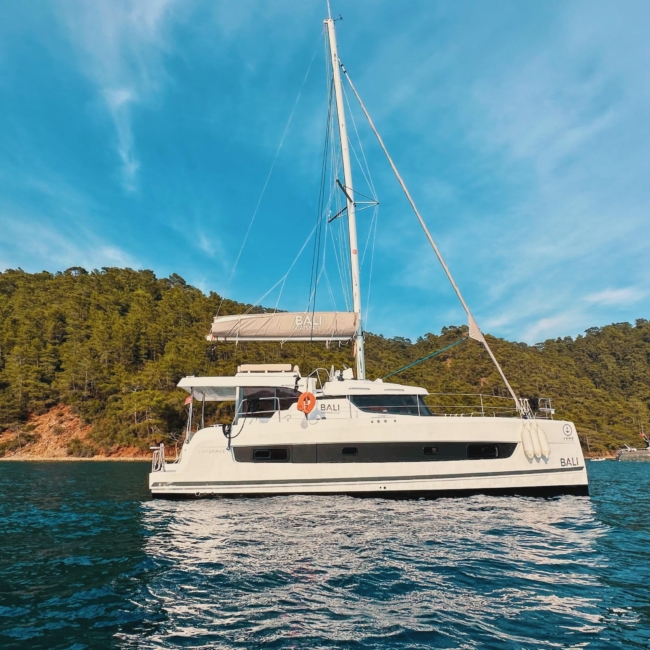 JOMO Bali Catspace 2024 — Göcek tekne kiralama