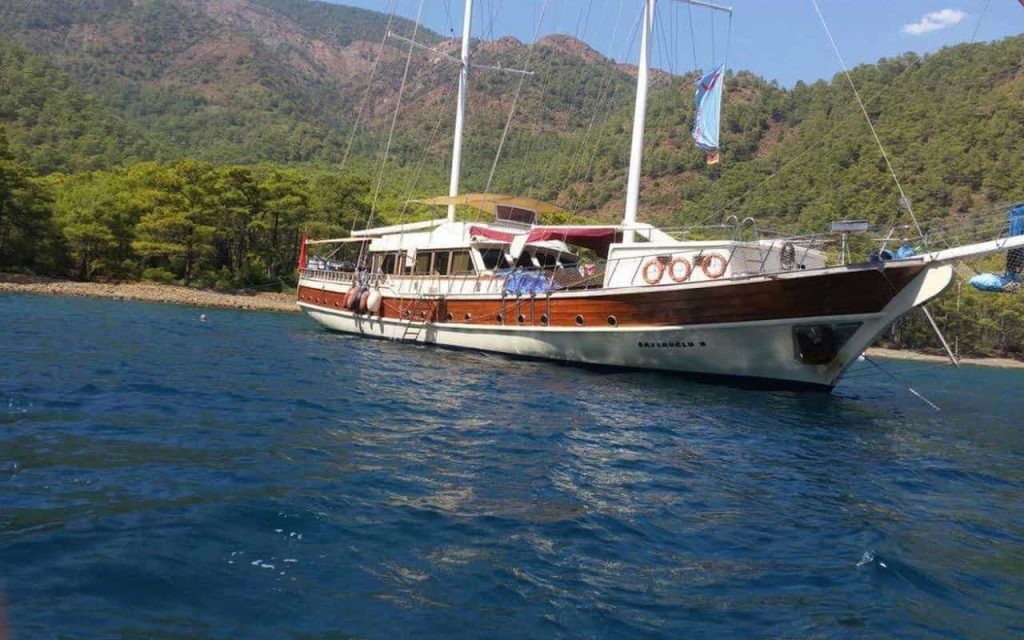 GULET CAFEROGLU 8 — Marmaris tekne kiralama