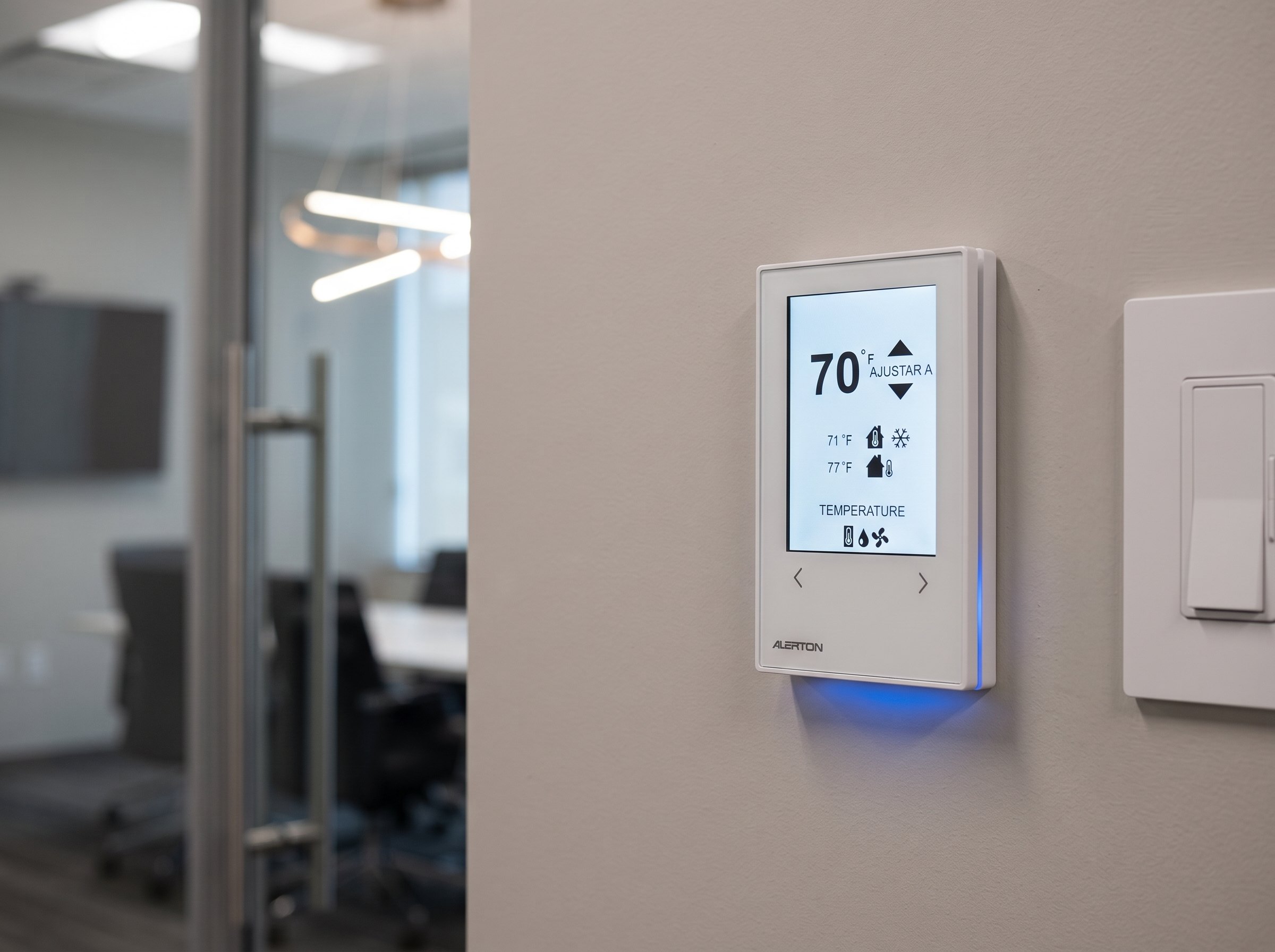 Sensor de pared ALERTON Microset 4 con pantalla táctil