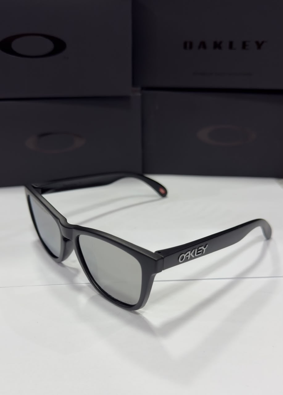 Simil Oakley Frogskins