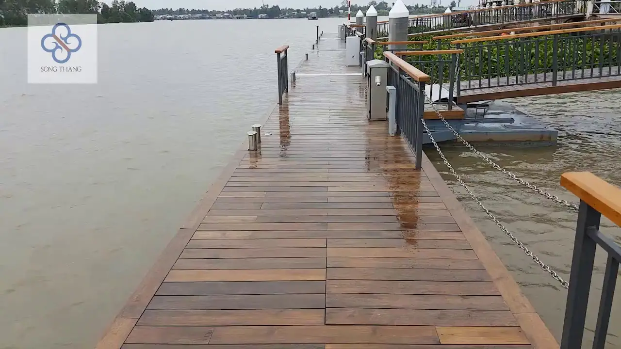Sàn Gỗ Teak Ngoài Trời Đẹp và Bền Vững