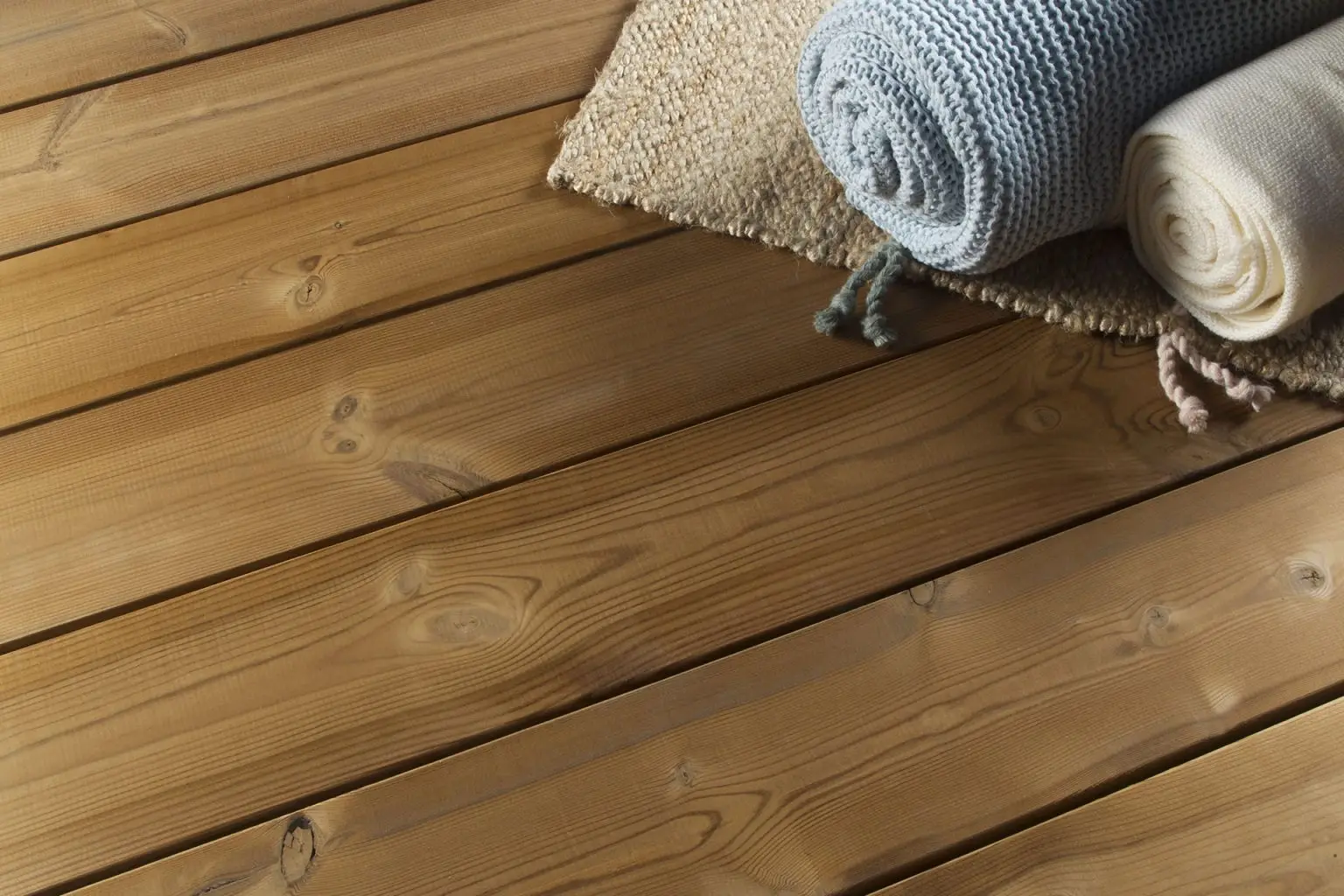 Sàn gỗ Thermo Pine sang trọng Hồ Chí Minh: Sự kết hợp hoàn hảo giữa đẳng cấp và chất lượng