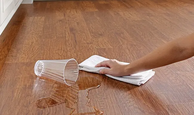 Thi công sàn gỗ tự nhiên Ferino chống nước: Tạo nét sang trọng cho không gian