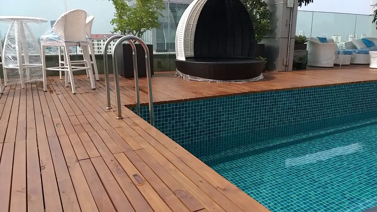 Sàn gỗ Thông biến tính không biến dạng TP.HCM: Lựa chọn hoàn hảo cho không gian sống hiện đại