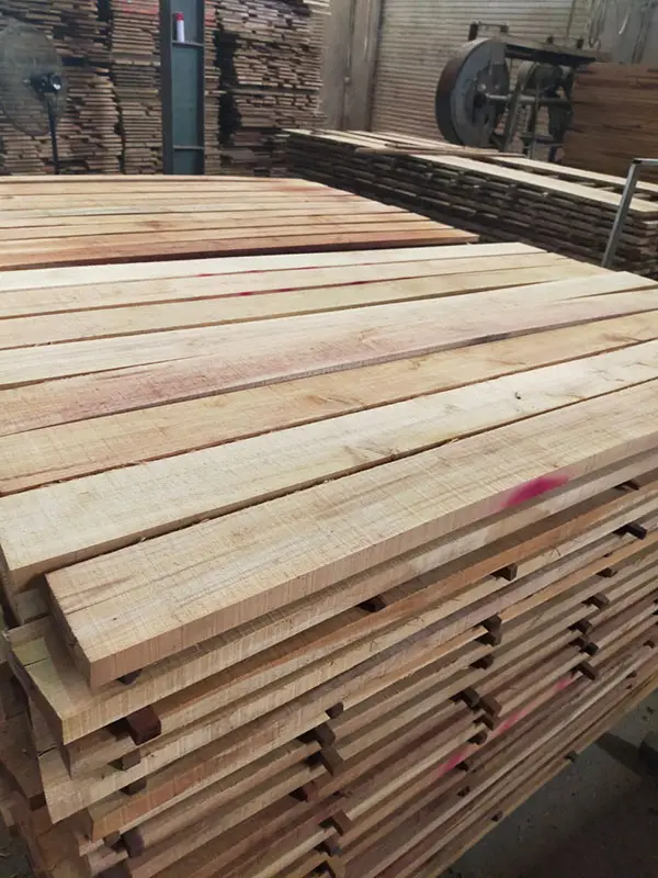Gỗ Teak Xẻ Nhập Khẩu: Tuyệt tác từ thiên nhiên Gỗ Teak Xẻ Nhập Khẩu: Tuyệt tác từ thiên nhiên