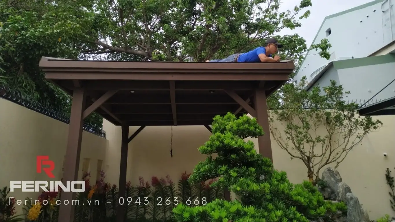 Chòi gỗ nhựa là gì?