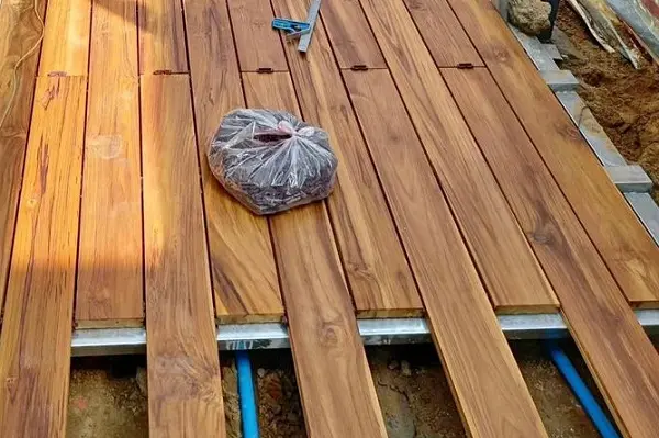 Sàn gỗ Teak Lào: Lựa chọn hoàn hảo cho không gian sống Sàn gỗ Teak Lào: Lựa chọn hoàn hảo cho không gian sống