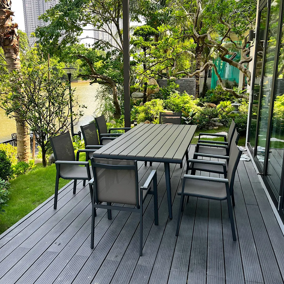 Xu hướng thiết kế bàn ghế sân vườn ngoài trời hiện đại