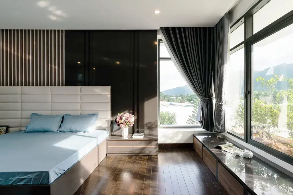 Hoàn thiện nội thất phòng ngủ Biệt thự sân vườn Củ Chi mang phong cách Modern (Hiện đại)