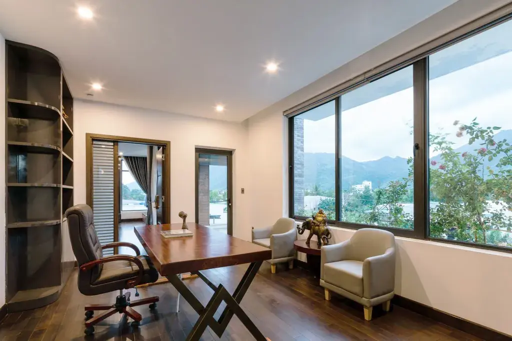 Hoàn thiện nội thất phòng làm việc Biệt thự sân vườn Củ Chi mang phong cách Modern (Hiện đại)
