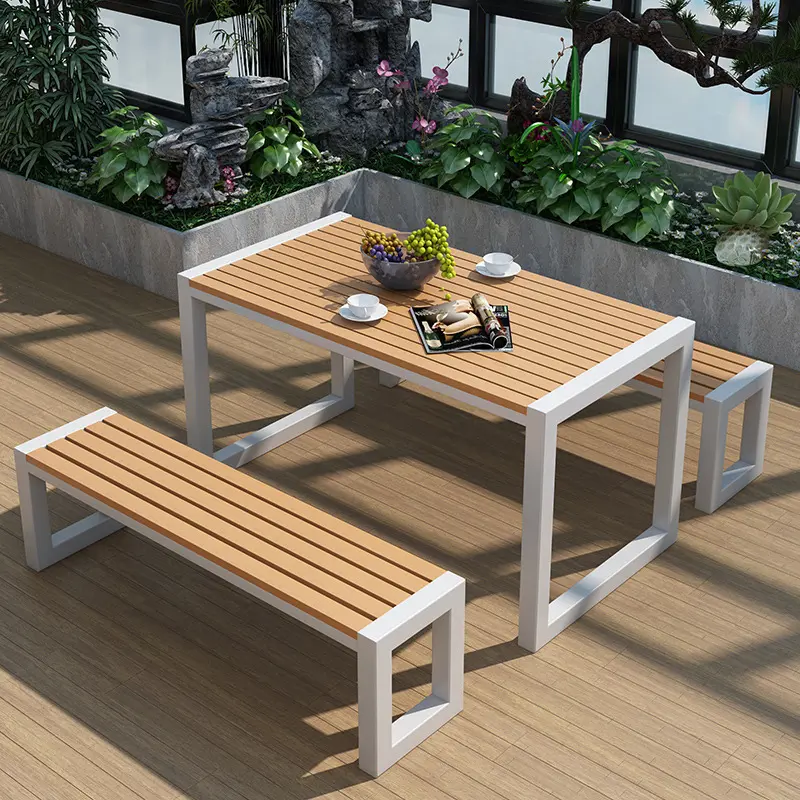 Bàn ghế gỗ nhựa ngoài trời – Giải pháp hoàn hảo cho không gian ngoại thất bền đẹp và thân thiện môi trường