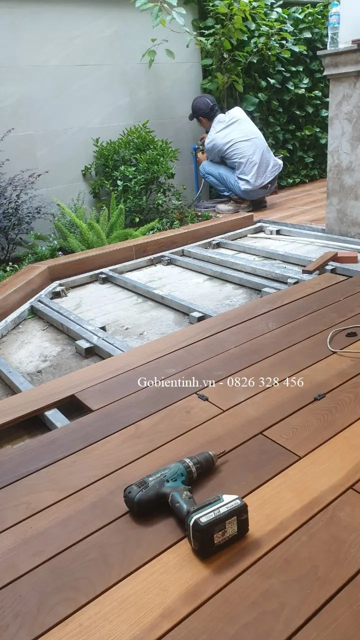  Sàn Gỗ Biến Tính Ngoài Trời: Lựa Chọn Thông Minh Cho Không Gian Sống Của Bạn