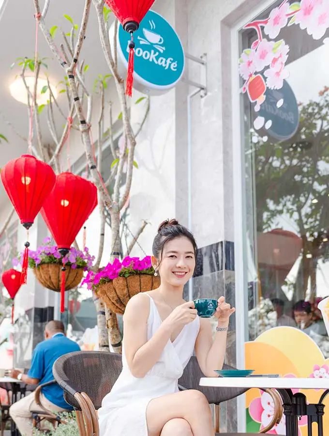 Các Mẫu Bàn Ghế Cafe của Vườn An Nam Tạo Dựng Không Gian Sang Trọng Cho Quán