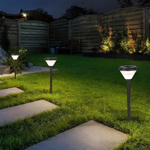 Chọn Đèn Năng Lượng Mặt Trời Sân Vườn: Hướng Dẫn Tìm Kiếm Sản Phẩm Phù Hợp Nhất