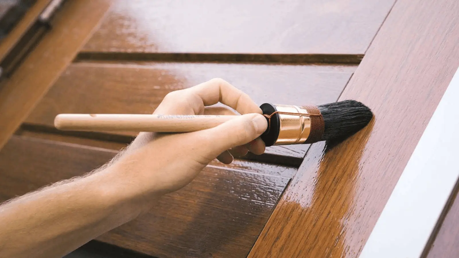  Sơn Gỗ Thông Ngoài Trời: Lựa Chọn Tối Ưu Cho Không Gian Sống Xanh