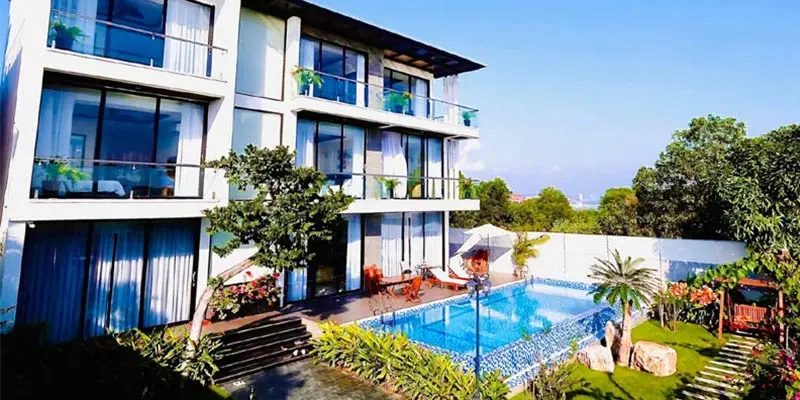Sàn gỗ cho resort - Nên chọn loại nào? Hướng dẫn và mẹo chọn sàn gỗ phù hợp