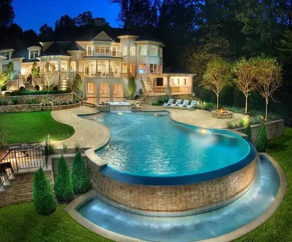 Khám Phá Top 10 Biệt Thự Sang Trọng Với Thiết Kế Hồ Bơi Ấn Tượng