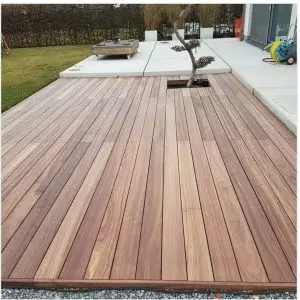 Sàn gỗ Teak cho hồ bơi: Sự lựa chọn hoàn hảo cho kiến trúc đẳng cấp