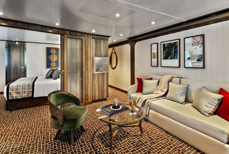 Owner's Suite and Above