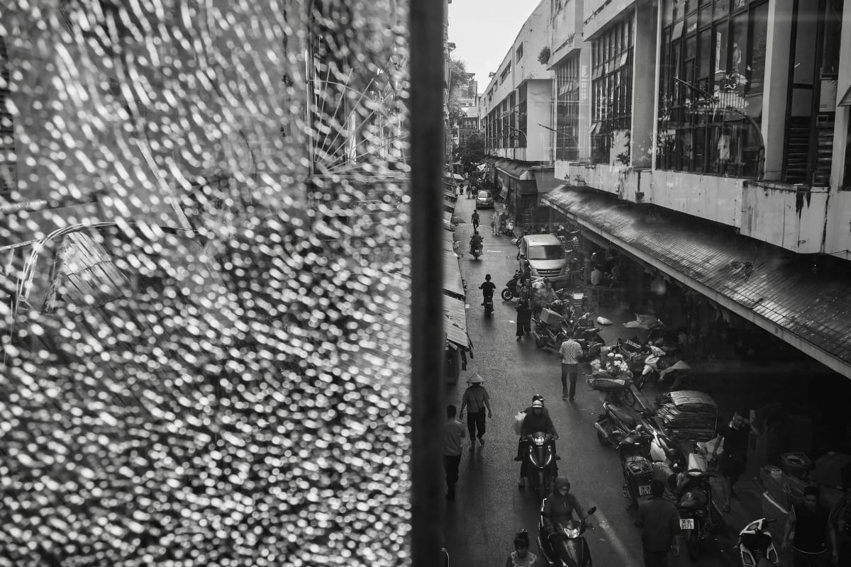 Street photography from Hanoi by Mai Công Tâm