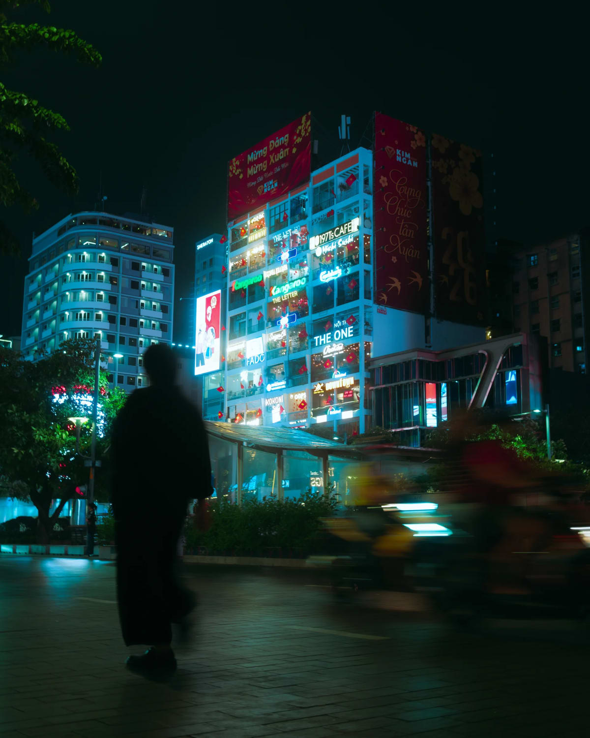 Street photography from Saigon (HCMC) by kye blayney
