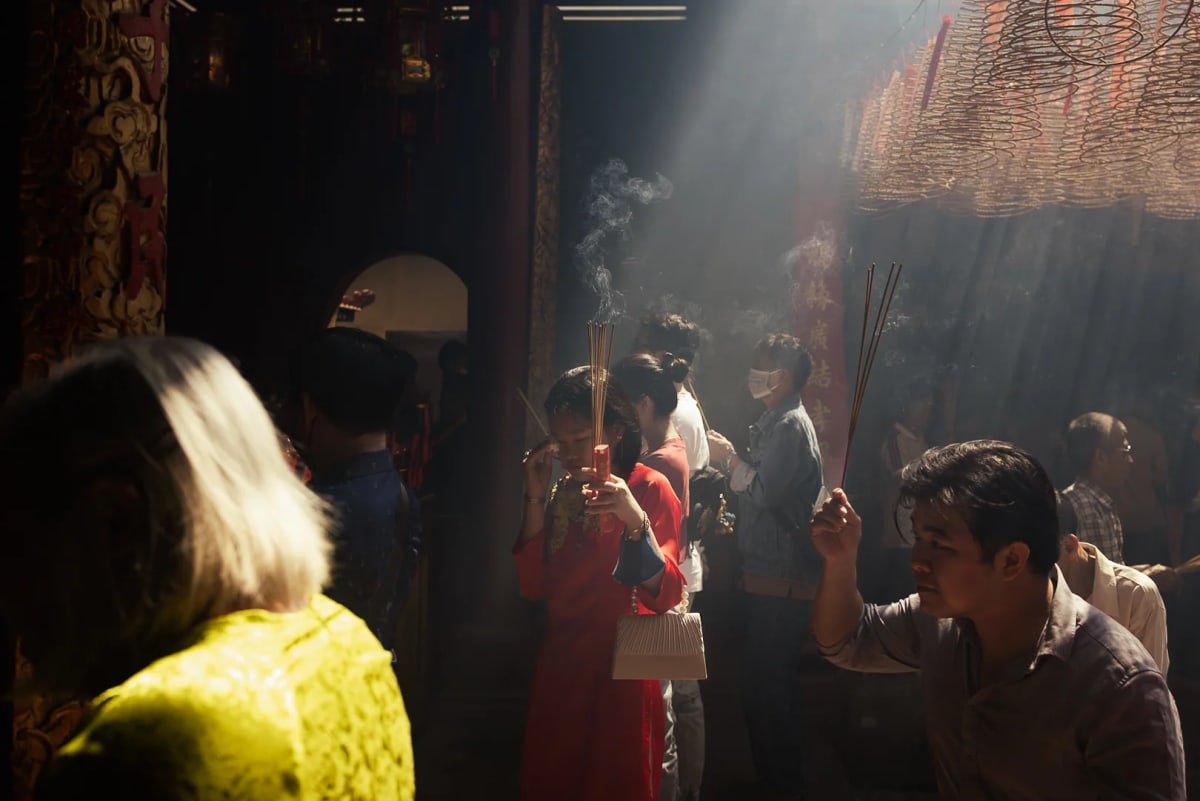 Street photography from Saigon (HCMC) by Dylan Huveneers