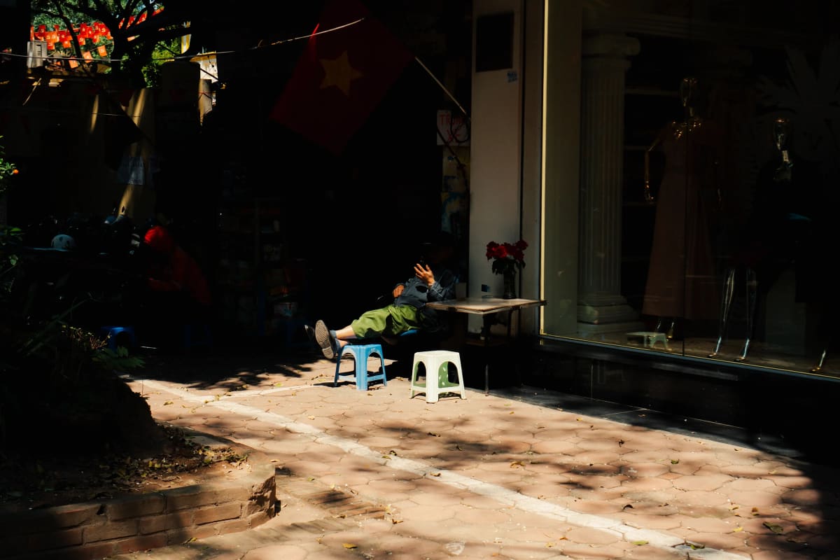 Street photography from Hanoi by Duong Ngo Tung