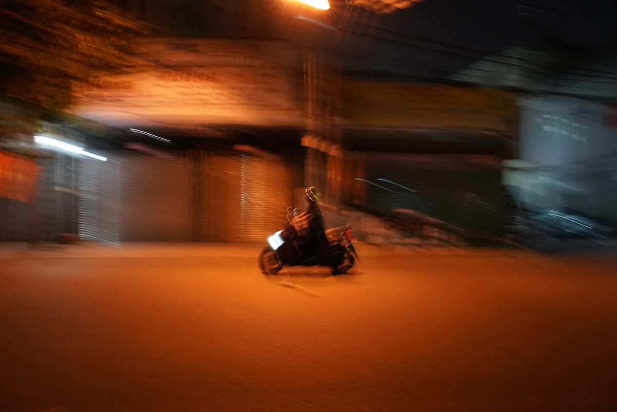 Street photography from Saigon (HCMC) by Phạm Quá Dĩnh