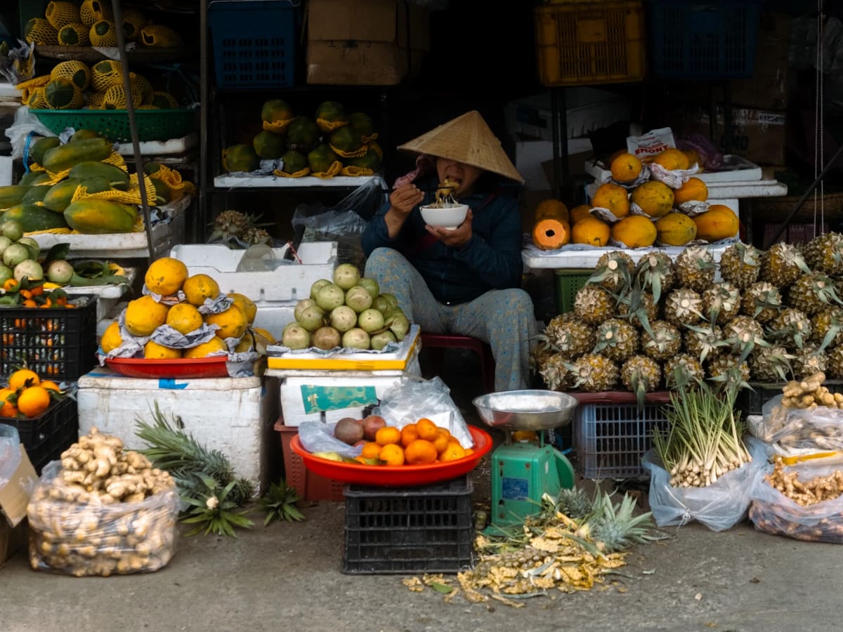 Street photography from Huế by Linh Nguyễn