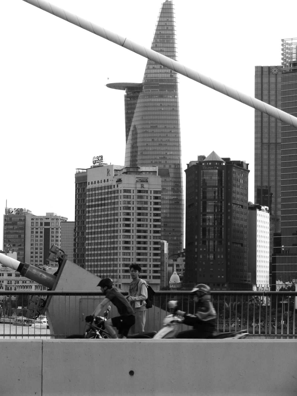 Street photography from Saigon (HCMC) by Châu Nhật Duy Khôi