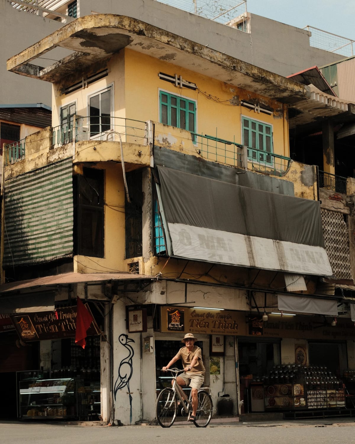 Photo by Tuan Tang