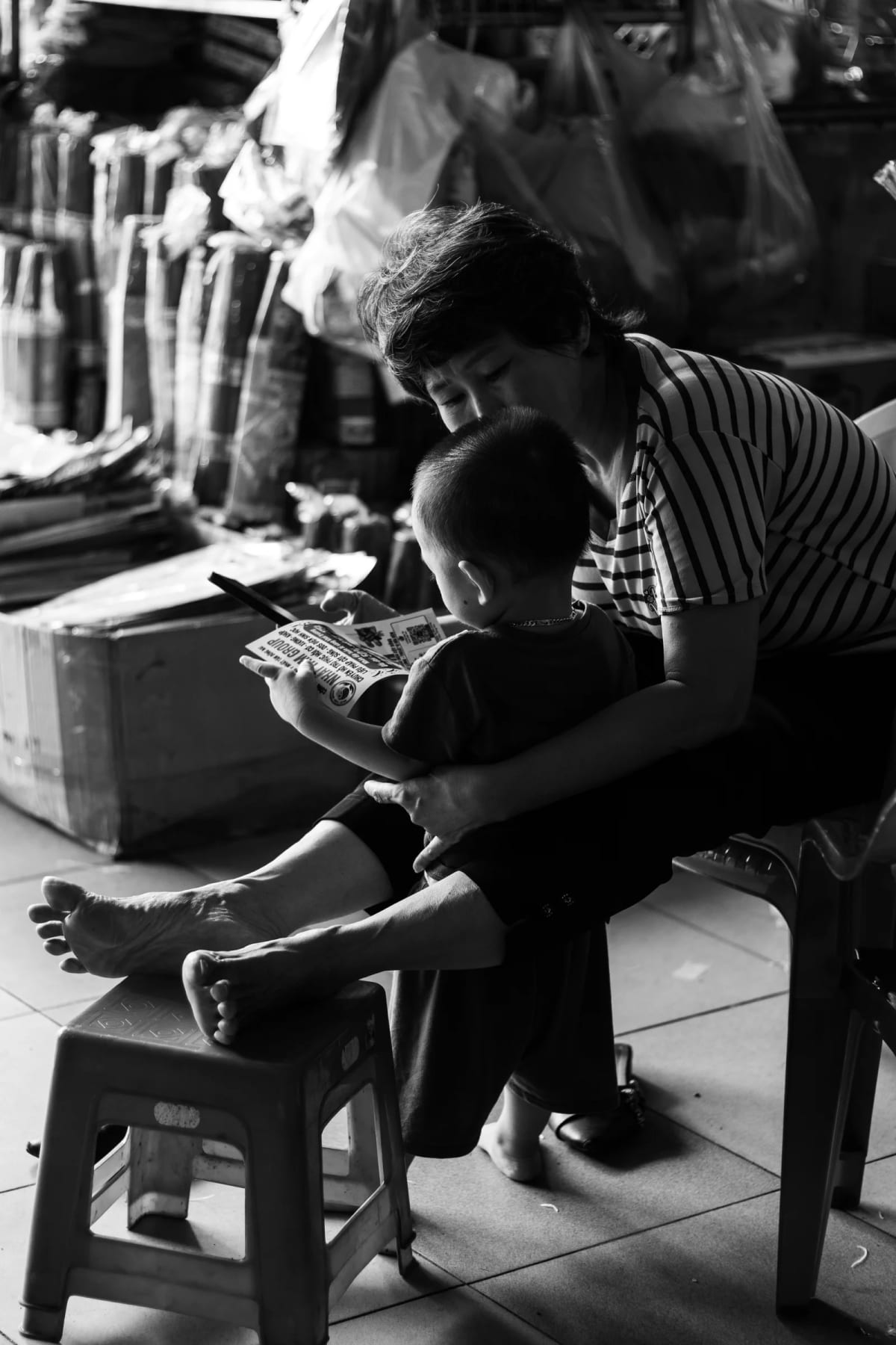 Street photography from Saigon (HCMC) by Nguyễn Phúc Hạnh Nguyên