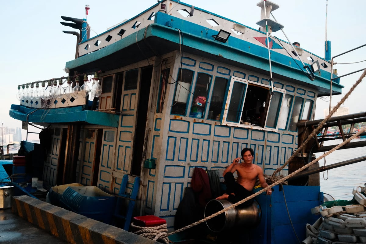 Street photography from Da Nang by Carleo Chua