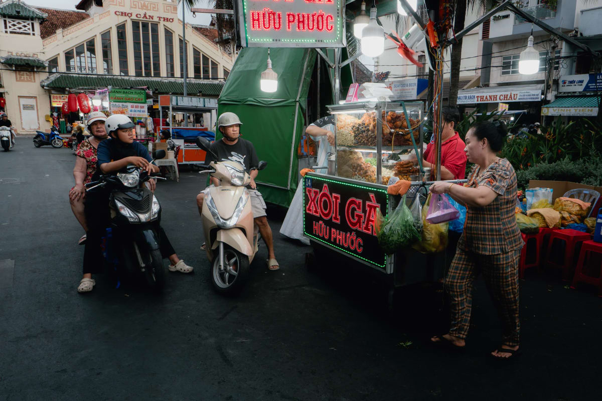 Photo by Maud Peron