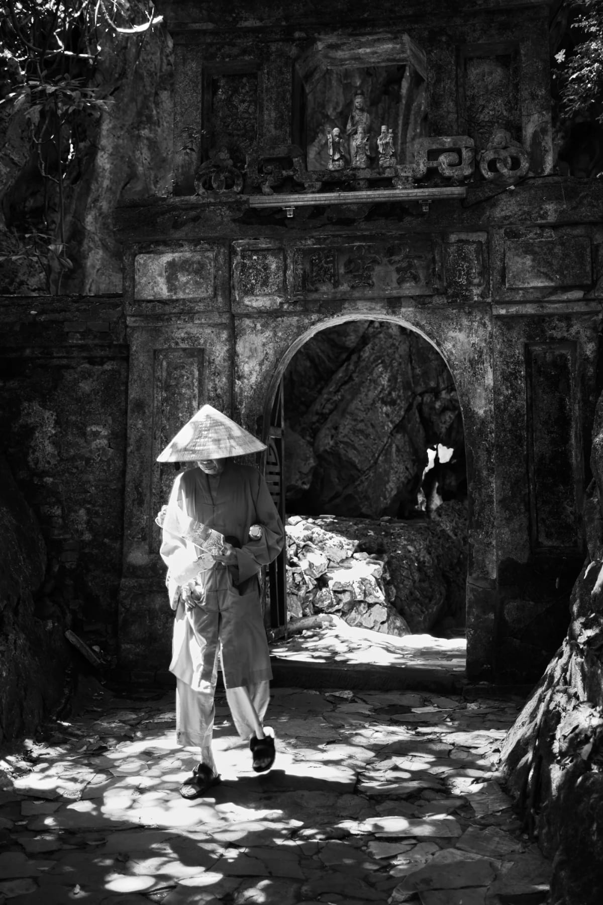 Street photography from Da Nang by Vladislav Danilov