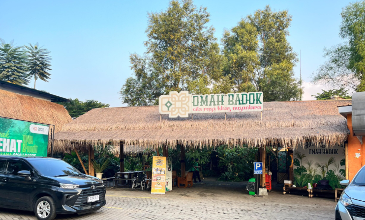 Omah Badok - Restoran Keluarga Bernuansa Pedesaan Asri di Tangerang Selatan
