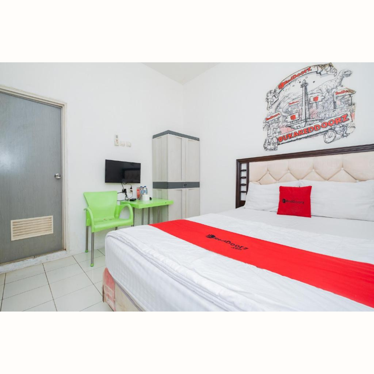 Lokasi strategis RedDoorz dekat PKN STAN dan Bintaro Jaya