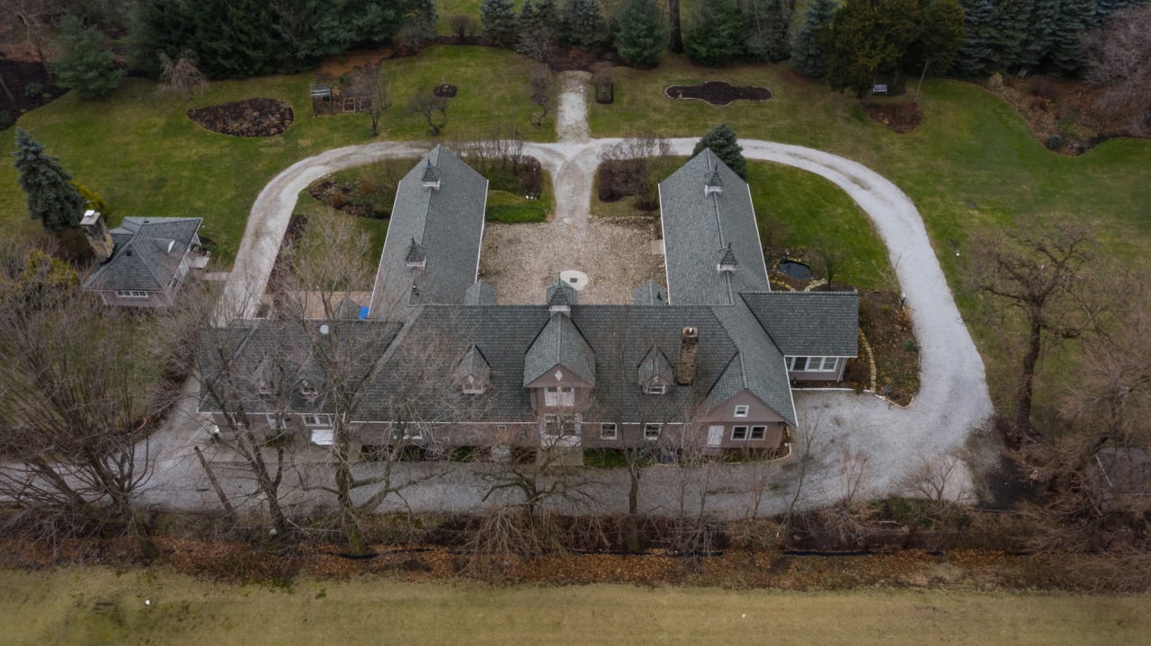 11341 Lakeshore Blvd, Bratenahl, OH