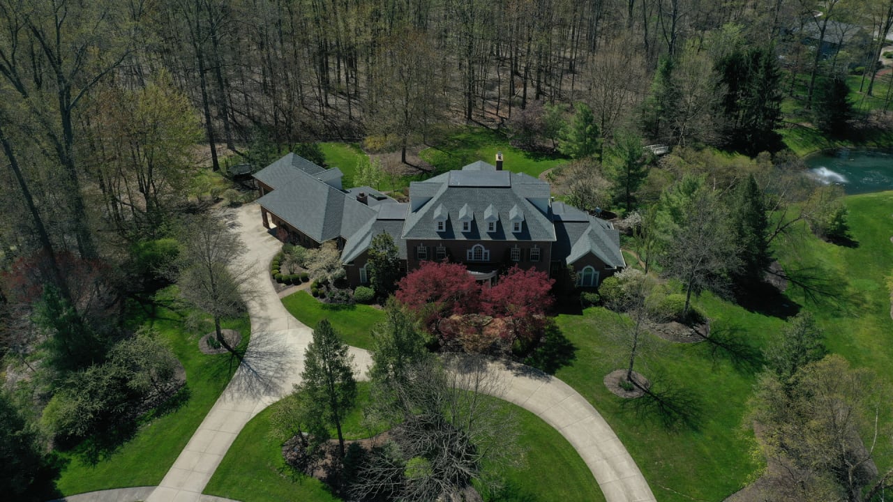 29889 Chairman's Rowe, Westlake, OH