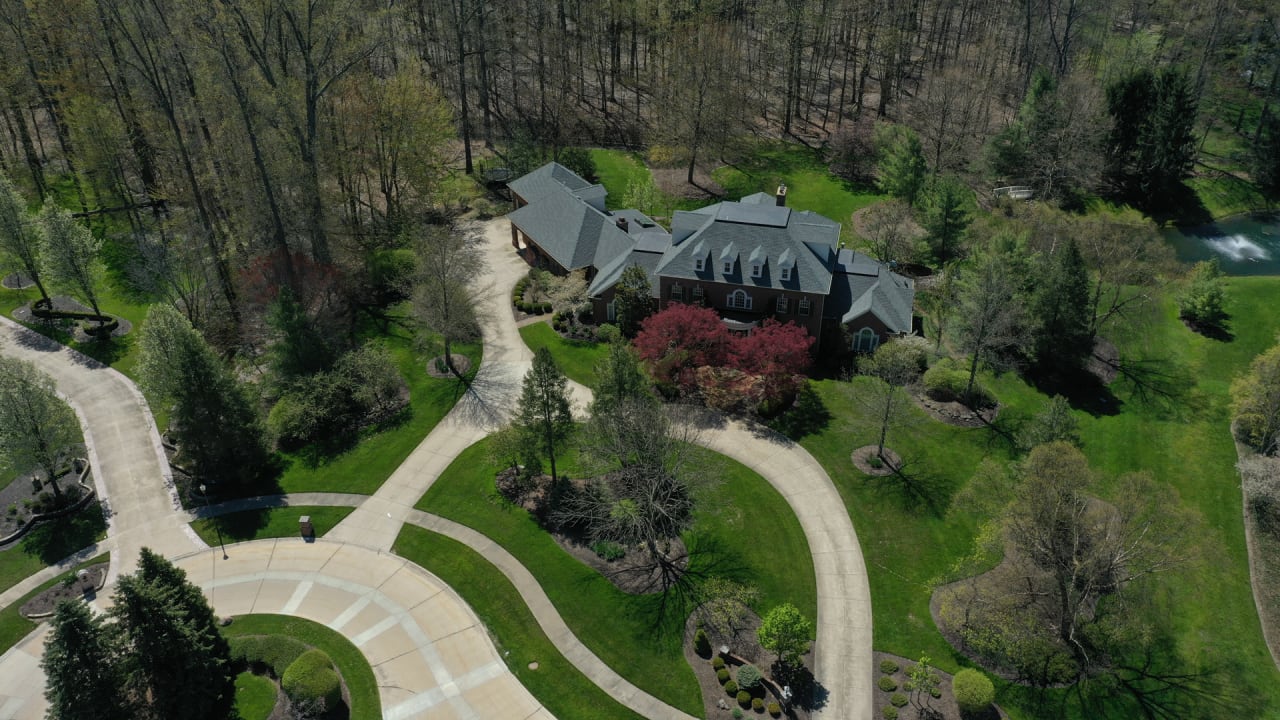 29889 Chairman's Rowe, Westlake, OH